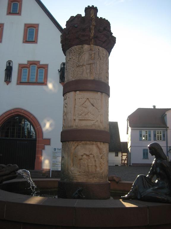 Burgmannenhaus 호텔 Steinau an der Straße 외부 사진